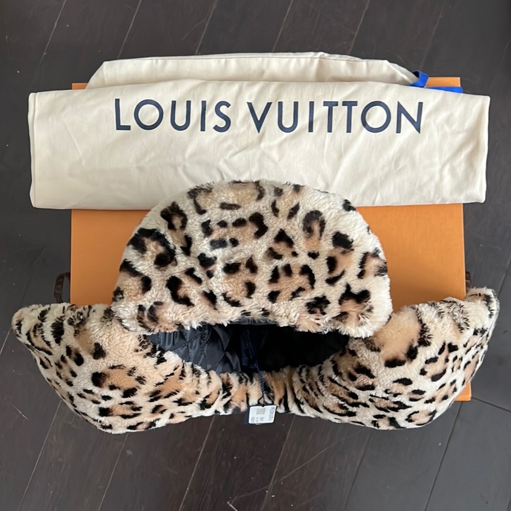 Louis Vuitton Chapka Leopard Hat